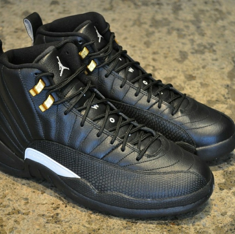 NIKE AIR JORDAN 12 RETRO "THE MASTER" SIZE 10.5